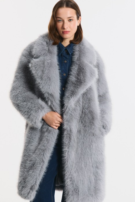 шуба из искусственного меха из россии вид сбоку