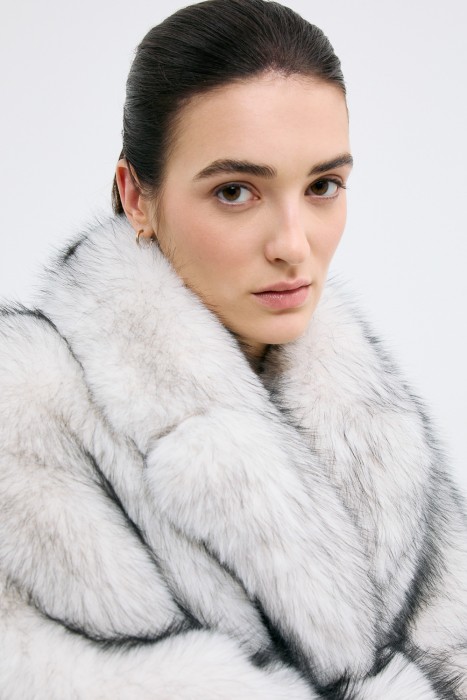 шуба из искусственного меха из россии вид сбоку