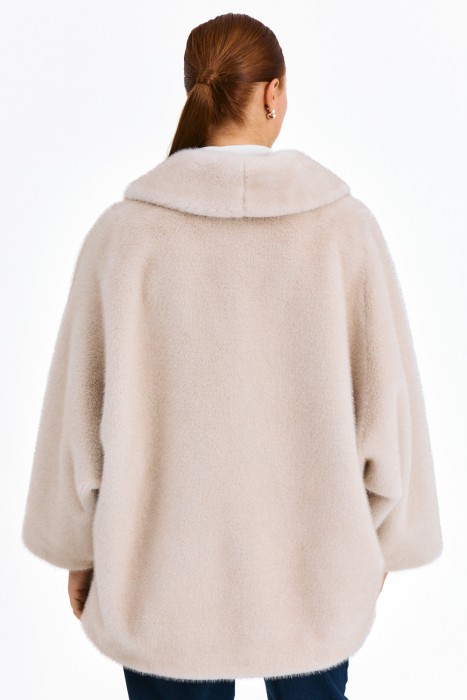 шуба из искусственного меха из россии вид сбоку