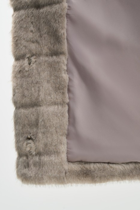 шуба из искусственного меха из россии вид сбоку