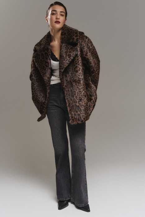 шуба из искусственного меха из россии вид сбоку