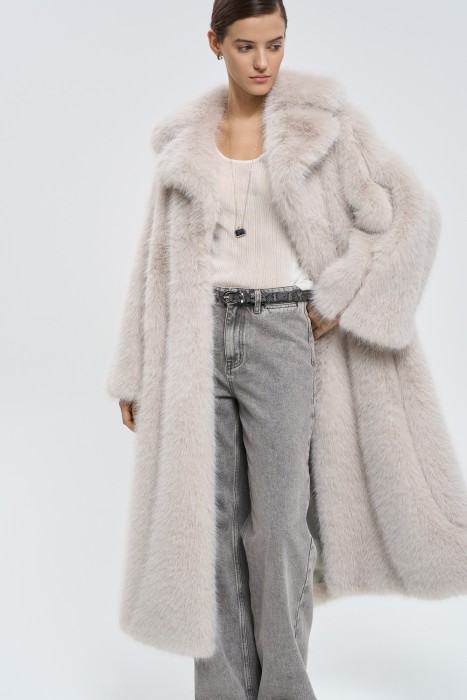 шуба из искусственного меха из россии вид сбоку