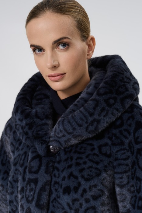 шуба из искусственного меха из россии вид сбоку