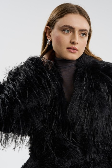 шуба из искусственного меха из россии вид сбоку