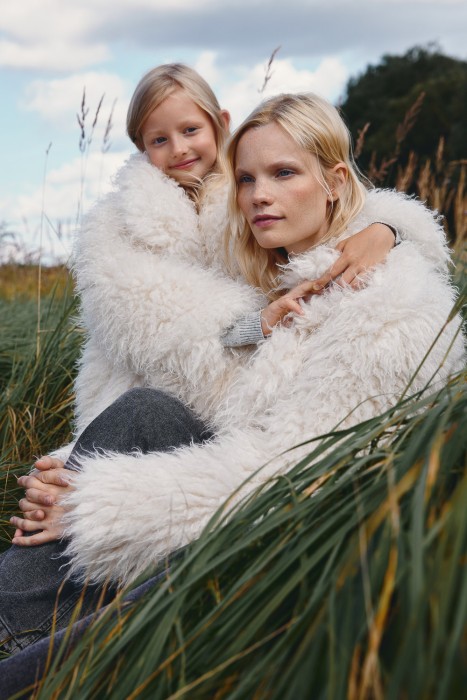 Товар с артикулом 796785003 вид сзади