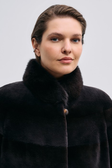 шуба из меха нутрии из россии вид сбоку