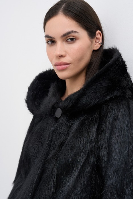 шуба из меха нутрии из россии вид сбоку