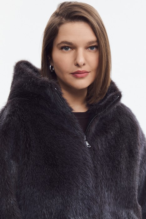 шуба из меха нутрии из россии вид сбоку