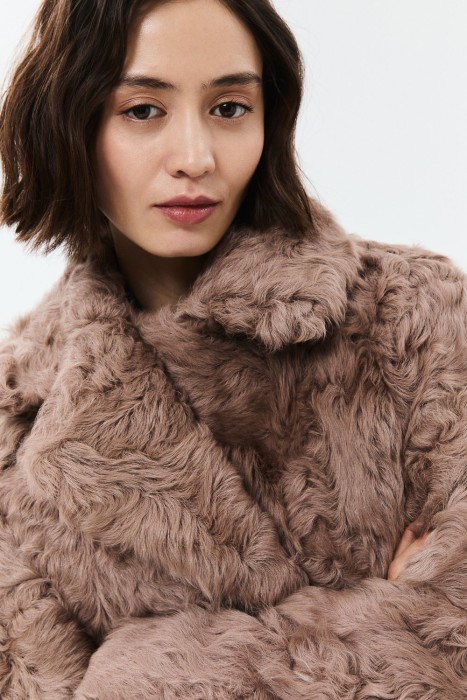 шуба из овчины калган из россии вид сбоку