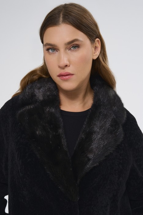 шуба из овчины с отделкой мехом норки из россии вид сбоку