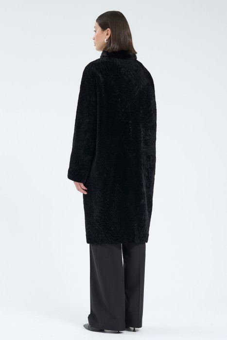 шуба из овчины с отделкой мехом норки по цене 57950 руб вид справа