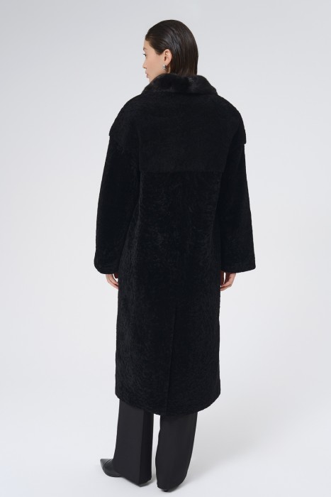 шуба из овчины с отделкой мехом норки по цене 49110 руб вид справа