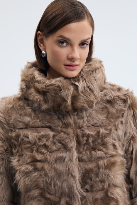 шуба из овчины из россии вид сбоку