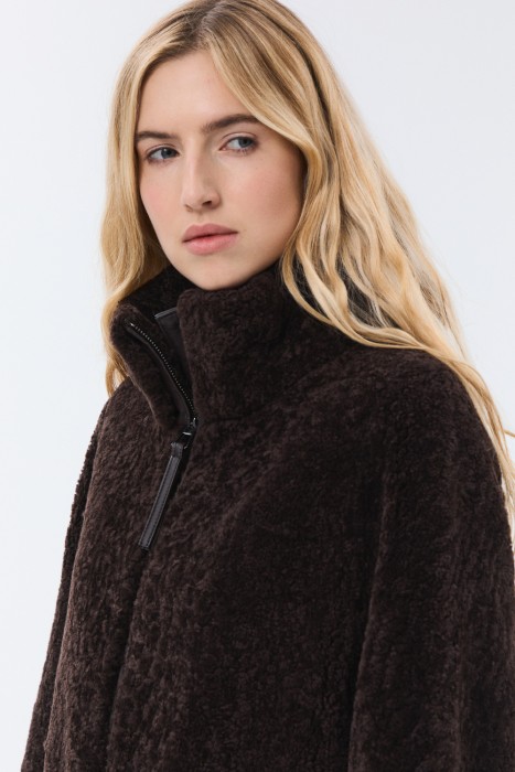 шуба из овчины из россии вид сбоку