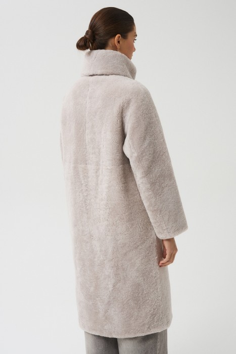 шуба из овчины из россии вид сбоку