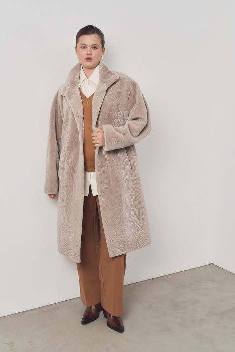 шуба из овчины из россии вид сбоку