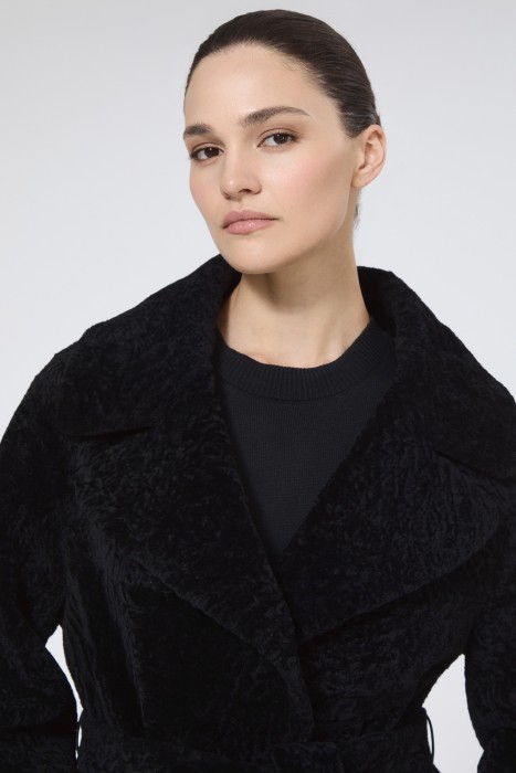 шуба из овчины из россии вид сбоку