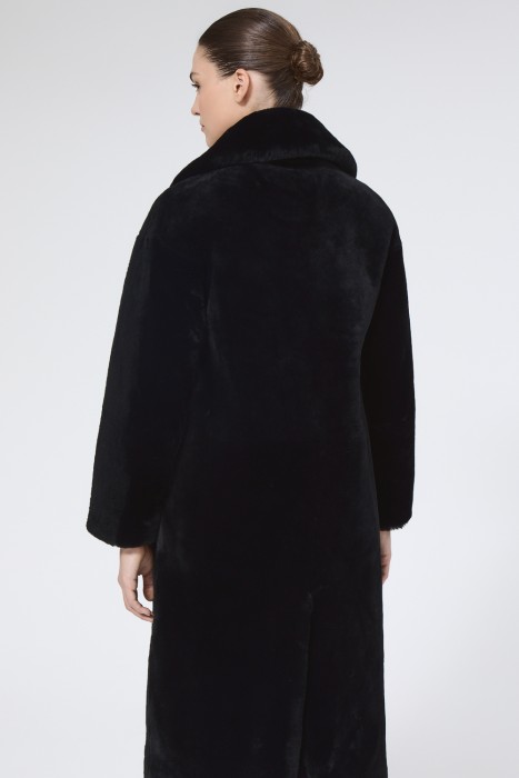 шуба из овчины по цене 30180 руб вид справа