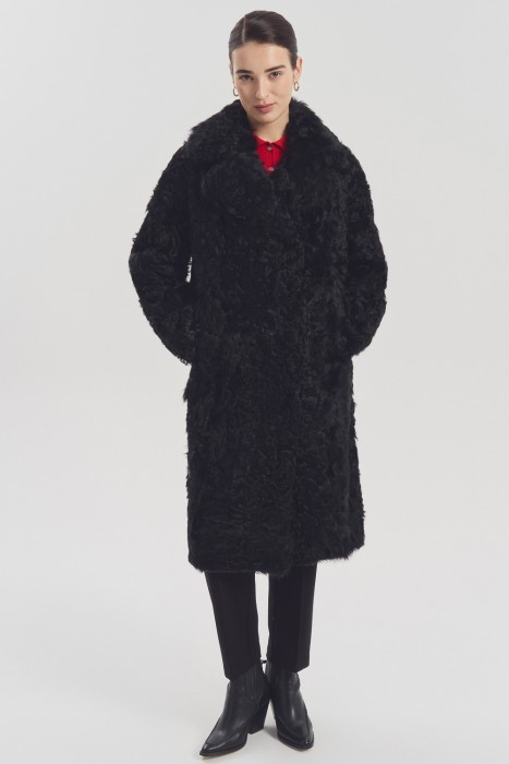 шуба из овчины от бренда снежная королева вид слева