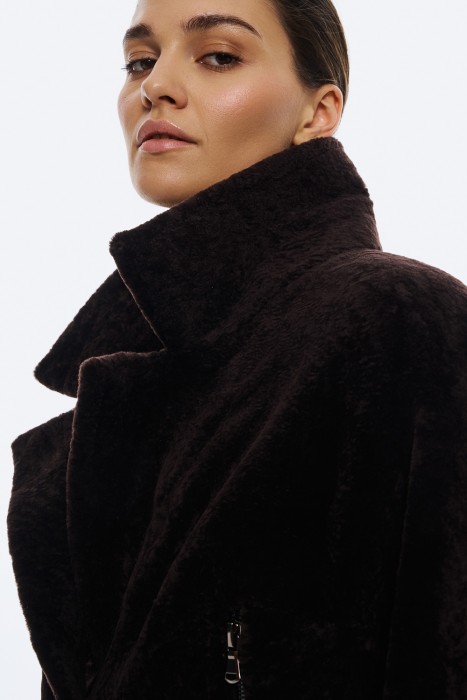 шуба из овчины из россии вид сбоку