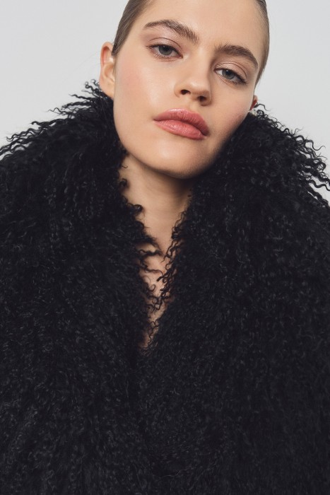 шуба из овчины из россии вид сбоку