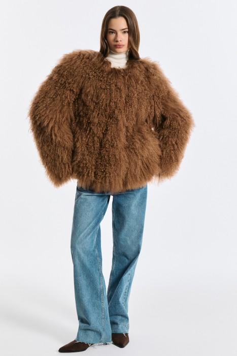 шуба из овчины из россии вид сбоку