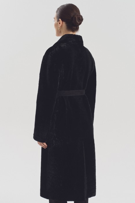 шуба из овчины из россии вид сбоку