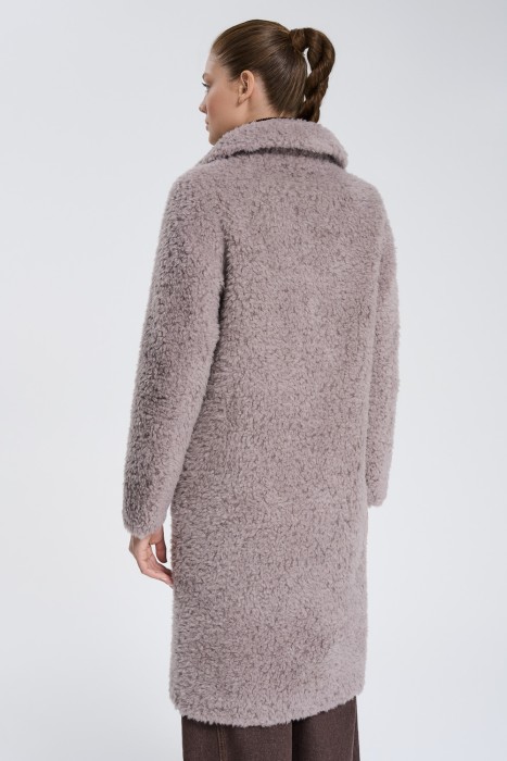 шуба из овечьей шерсти по цене 10600 руб вид справа