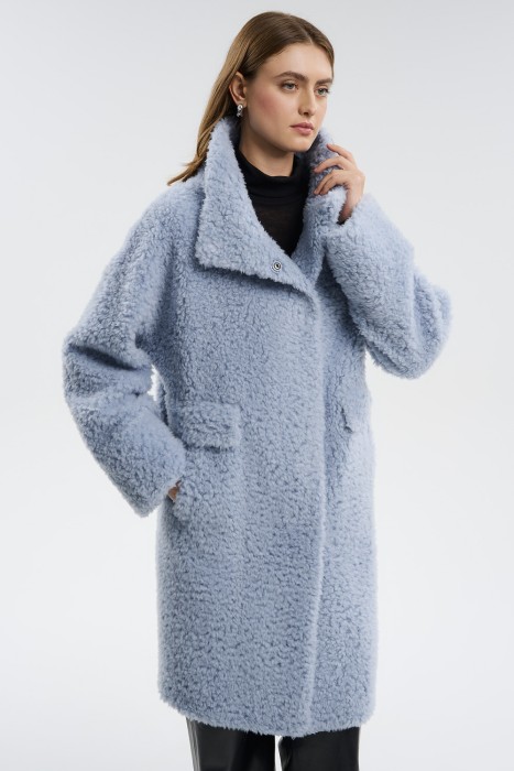 шуба из овечьей шерсти по цене 10790 руб вид справа