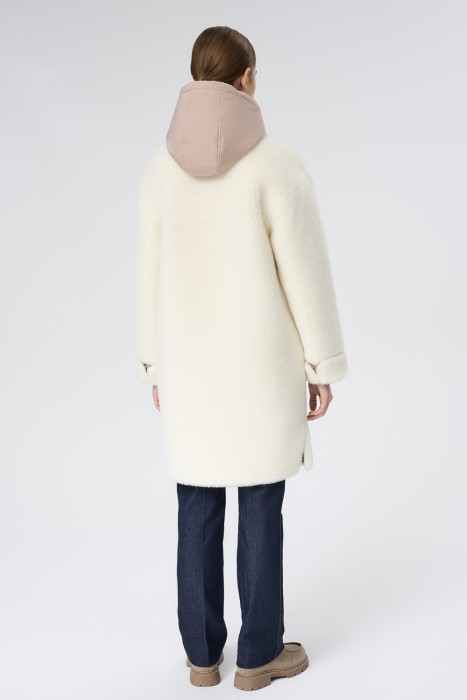 шуба из овечьей шерсти по цене 9350 руб вид справа