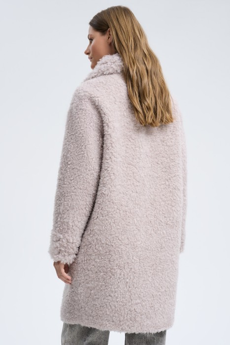 шуба из овечьей шерсти по цене 12950 руб вид справа