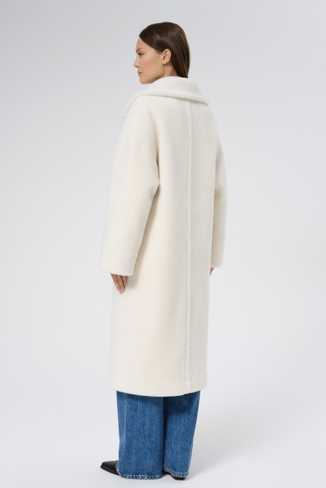 шуба из овечьей шерсти по цене 15830 руб вид справа