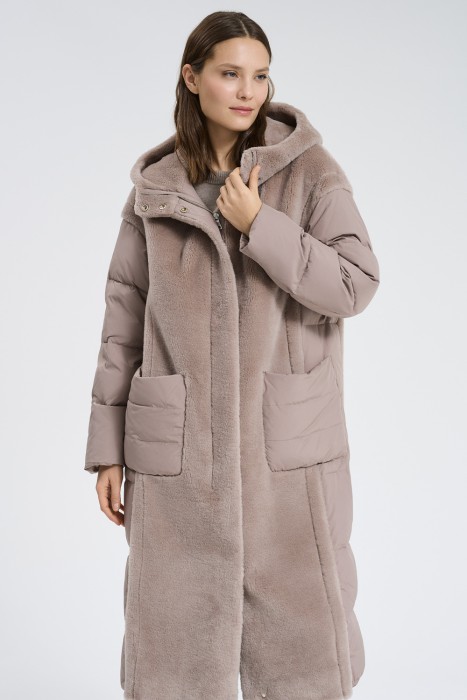 шуба из овечьей шерсти от бренда снежная королева вид слева