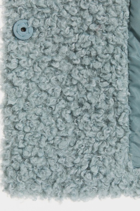 шуба из овечьей шерсти из россии вид сбоку