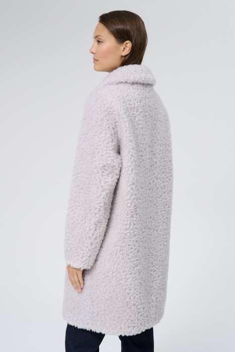 шуба из овечьей шерсти по цене 11510 руб вид справа