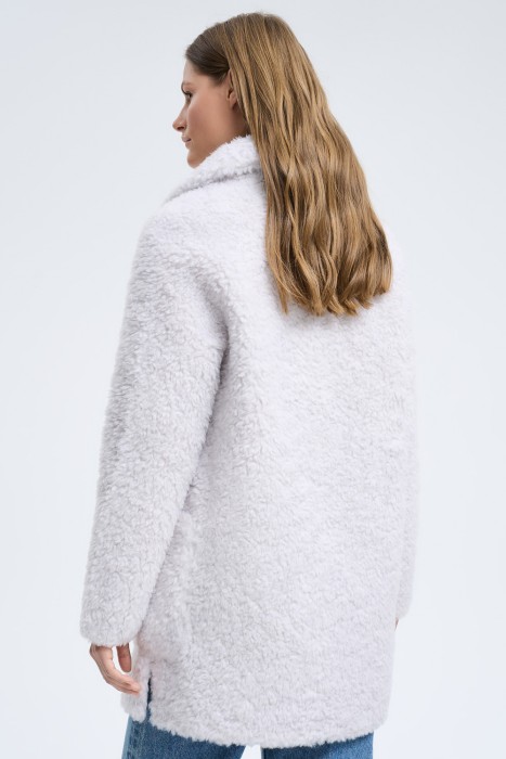 шуба из овечьей шерсти по цене 6830 руб вид справа