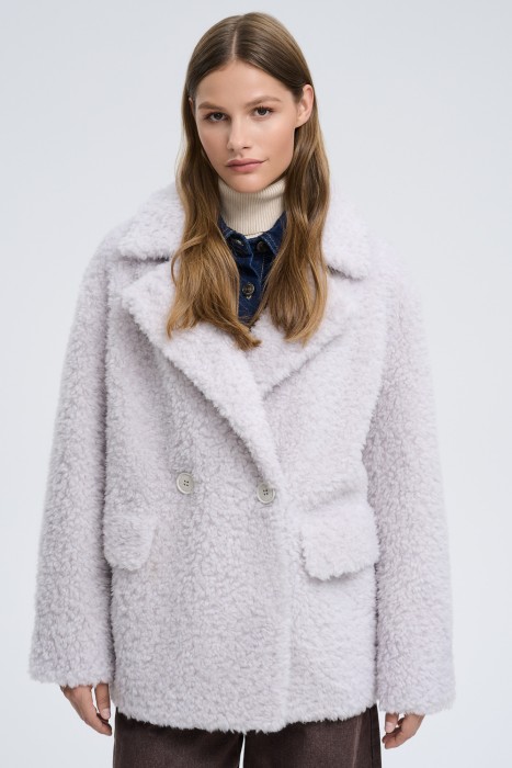 шуба из овечьей шерсти от бренда снежная королева вид слева
