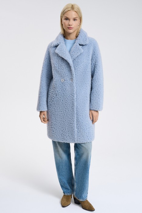 шуба из овечьей шерсти от бренда снежная королева вид слева