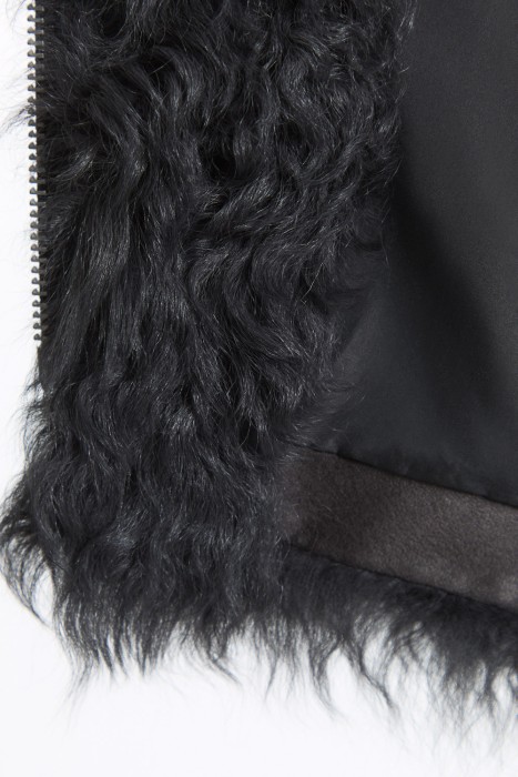 шуба из овечьей шерсти из россии вид сбоку