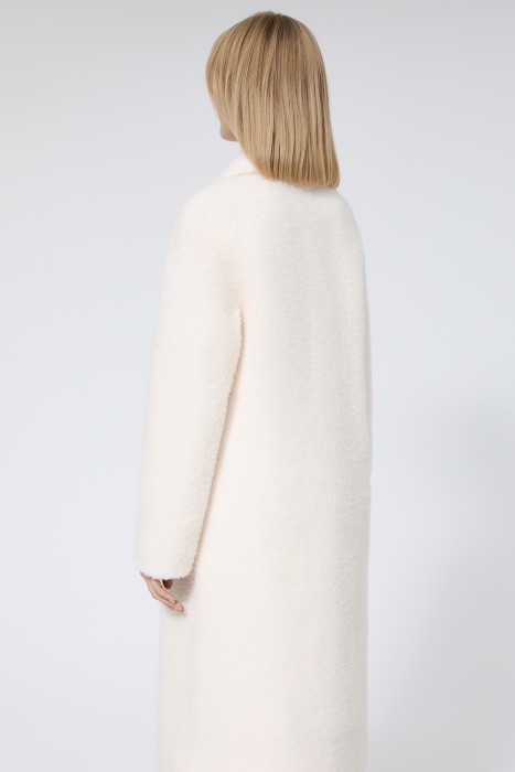 шуба из овечьей шерсти по цене 15080 руб вид справа