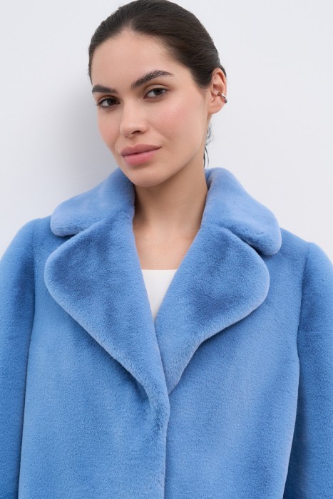 шуба из шерсти кролика из россии вид сбоку