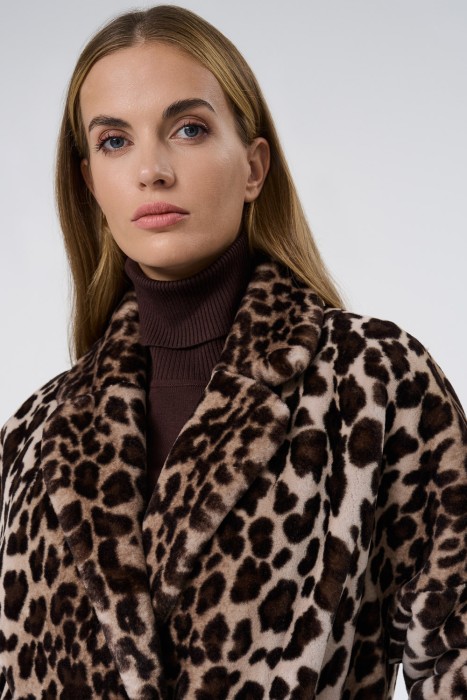 шуба из шерсти кролика из россии вид сбоку