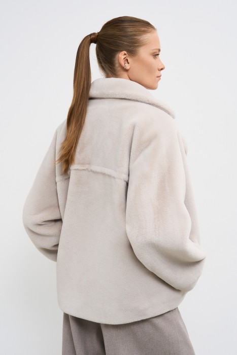 шуба из шерсти кролика по цене 16310 руб вид справа