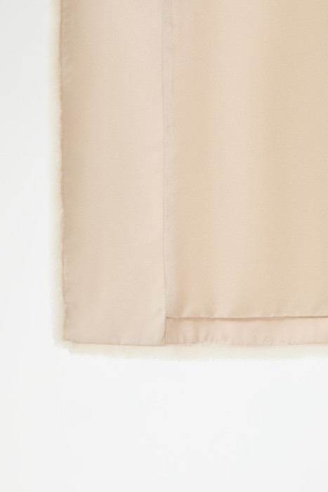 шуба из шерсти с поясом из россии вид сбоку