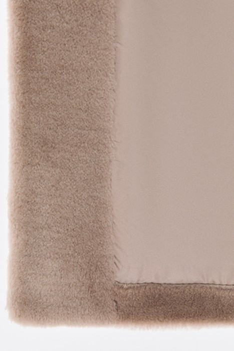 шуба из шерсти с поясом по цене 13740 руб вид справа