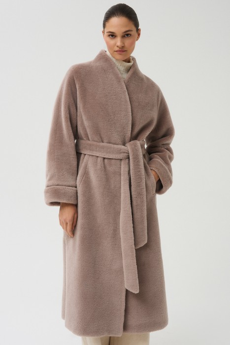 шуба из шерсти с поясом 792012003 фотография