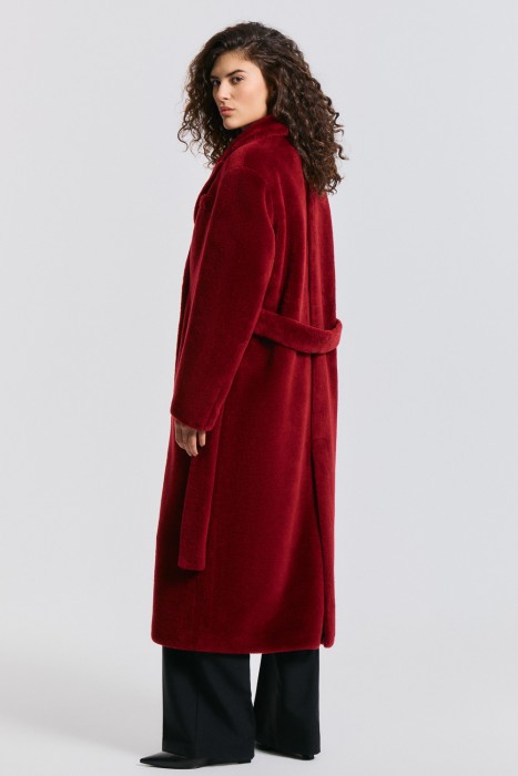 шуба из шерсти с поясом от бренда снежная королева вид слева