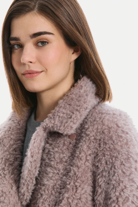 шуба из шерсти из россии вид сбоку