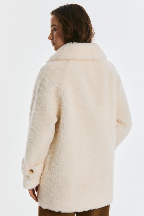 шуба из шерсти по цене 8150 руб вид справа