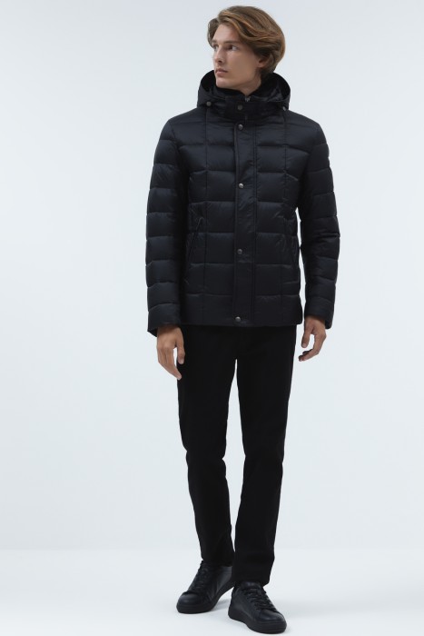 стеганая куртка с капюшоном от бренда снежная королева вид слева